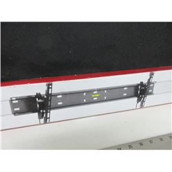 New TV tilt Wall Mount for 37" - 80" TV's / LED/LCD/Plasma