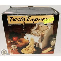 PASTA EXPRESS PASTA MAKER