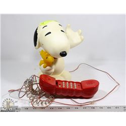 VINTAGE SNOOPY PHONE / PIGGY BANK