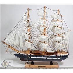 VINTAGE LARGE "CONFECTION" SHIP