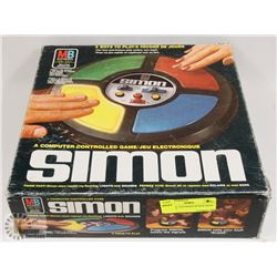 VINTAGE 1976 SIMON IN BOX WITH MANUAL