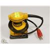 Image 1 : DEWALT PALM SANDER.