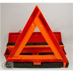 EMERGENCY ROADSIDE TRIANGLE