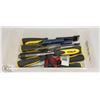 Image 1 : SMALL TOTE OF VARIOUS CHISELS.