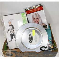 FLAT OF HALLOWEEN ITEMS SOLD WITH SET OF 4 CHARGERS