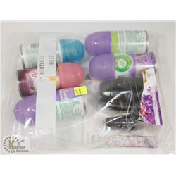 BAG OF ASSORTED AIR WICK AIR FRESHENERS