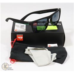 NEW QUIKSILVER SUNGLASSES