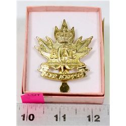 CANADIAN MILITARY HAT BADGE