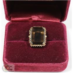 SIFFARI 10K GOLD RING WITH SMOKEY TOPAZ GEMSTONE.