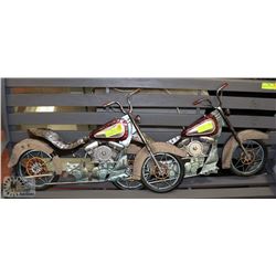 SET OF 2 METAL MOTORCYCLE WALL HANGIINGS -