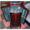 Image 2 : QUEEN ANN STYLED SEVEN DRAWER JEWELLERY CHEST