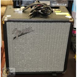 GUITAR AMP FENDER RUMBLES 15 WITH CORD