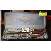 Image 1 : VINTAGE NEVER USED CARVING SET WITH ORIGINAL TAGS