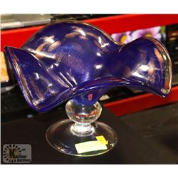 LARGE BLUE GLASS DISH.