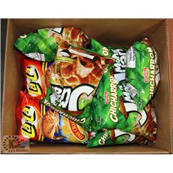 LOT OF FISH CRACKERS AND PALM VINEGAR FLAVOURED