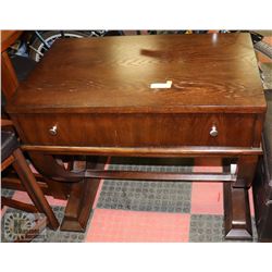 ESPRESSO WOOD HALL TABLE WITH CRISS CROSS WOOD