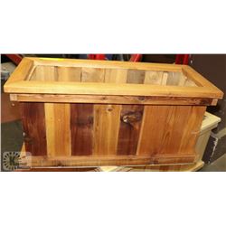 STAINED CEDAR PLANTER 17" X 16" 12" ON CHOICE