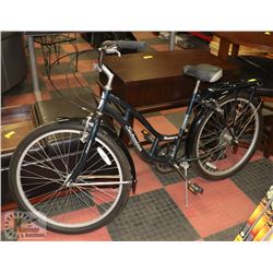 SCHWINN CRUISING BIKE.