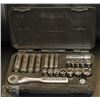 Image 1 : CRAFTSMAN RACHET AND SOCKET SET 22 PIECES