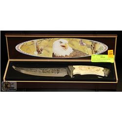 EAGLE THEME HUNTING KNIFE WITH SCRIMSHAW STYLE