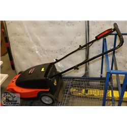 BLACK AND DECKER LAWN HOG 19"