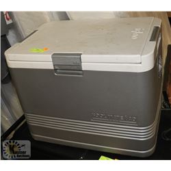 COOL MATE ELECTRIC IGLOO COOLER
