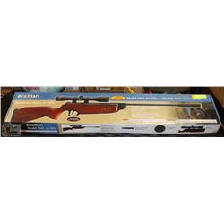 BEEMAN SPORTSMAN SERIES AIR RIFLE MODEL 104-1