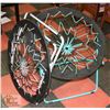 Image 1 : 2 LAWN CHAIRS.