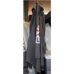 COORS LIGHT COMMERCIAL GRADE PATIO UMBRELLA