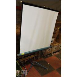 PROJECTION SCREEN 40 X 30