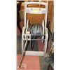 Image 1 : HOSE REEL WITH HOSE