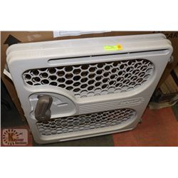 SAFETY FIRST PET GATE