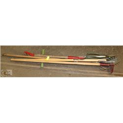 LOT OF ASSORTED GARDEN TOOLS