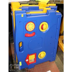 PET PLASTIC PLAY PEN