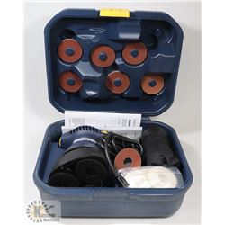 MASTERCRAFT SANDER/POLISHER WITH ACCESSORIES IN