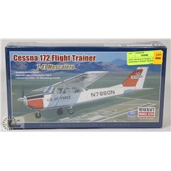 NEW 1/48 SCALE CESSNA 172 MINICRAFT FLIGHT TRAINER
