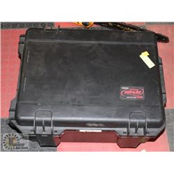 WATERPROOF SKB HARD CASE ON WHEELS 22 X 16 X 12