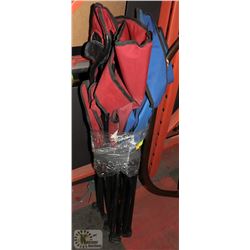 LOT OF 2 FOLDING CHAIRS