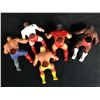 Image 2 : THUMB WRESTLING ACTION FIGURE LOT