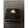 Image 2 : NATURAL GREEN PERIDOT & SIBERIAN EMERALD RING (SIZE 5.5)
