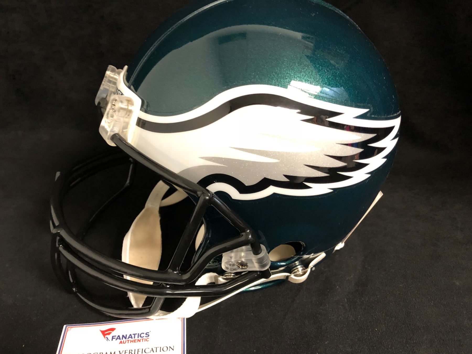 LESEAN McCOY SIGNED EAGLES HELMET W/ COA