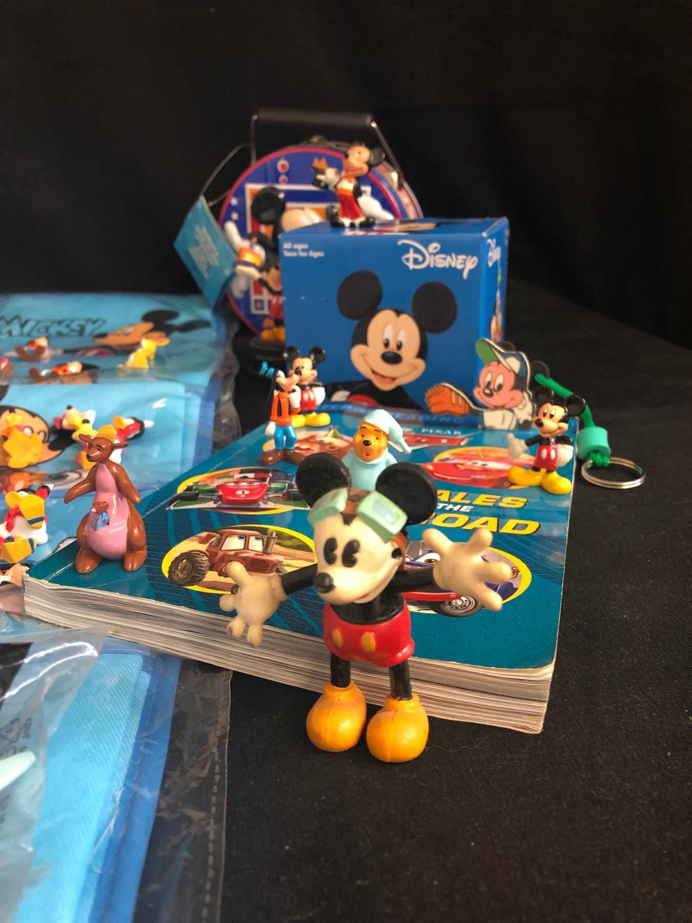 WALT DISNEY COLLECTIBLE'S LOT