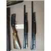 Image 3 : g108... Winchester Model 12 pump-action 20 gauge with two barrels full and cyl choke and leather Sca