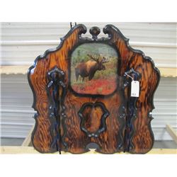Gun rack w / moose picture