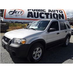 K3 --  2005 FORD ESCAPE , Grey , 241346  KM's