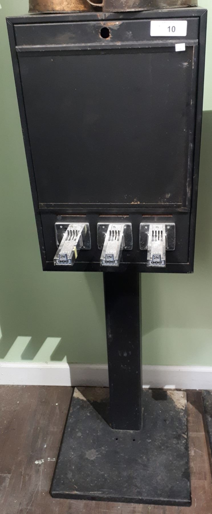 COLLECTOR CARD VENDING MACHINE