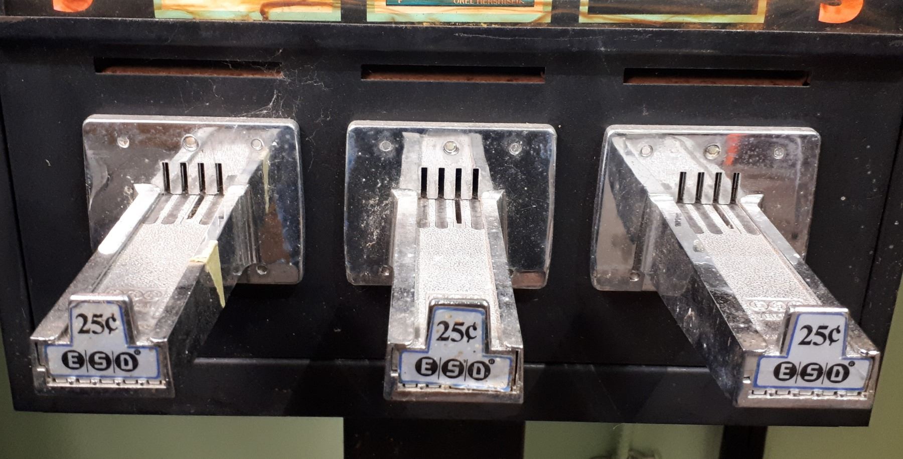 COLLECTOR CARD VENDING MACHINE