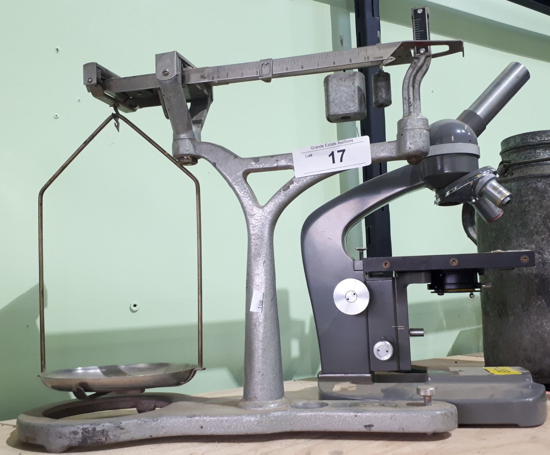 VINTAGE WELCH SCALE AND BUSHNELL MICROSCOPE