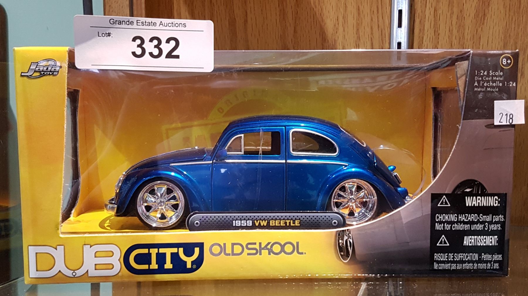 1959 VOLKSWAGEN BEETLE DIE CAST CAR
