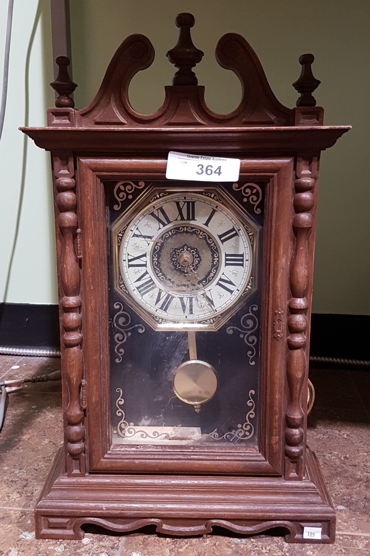MANTLE CLOCK